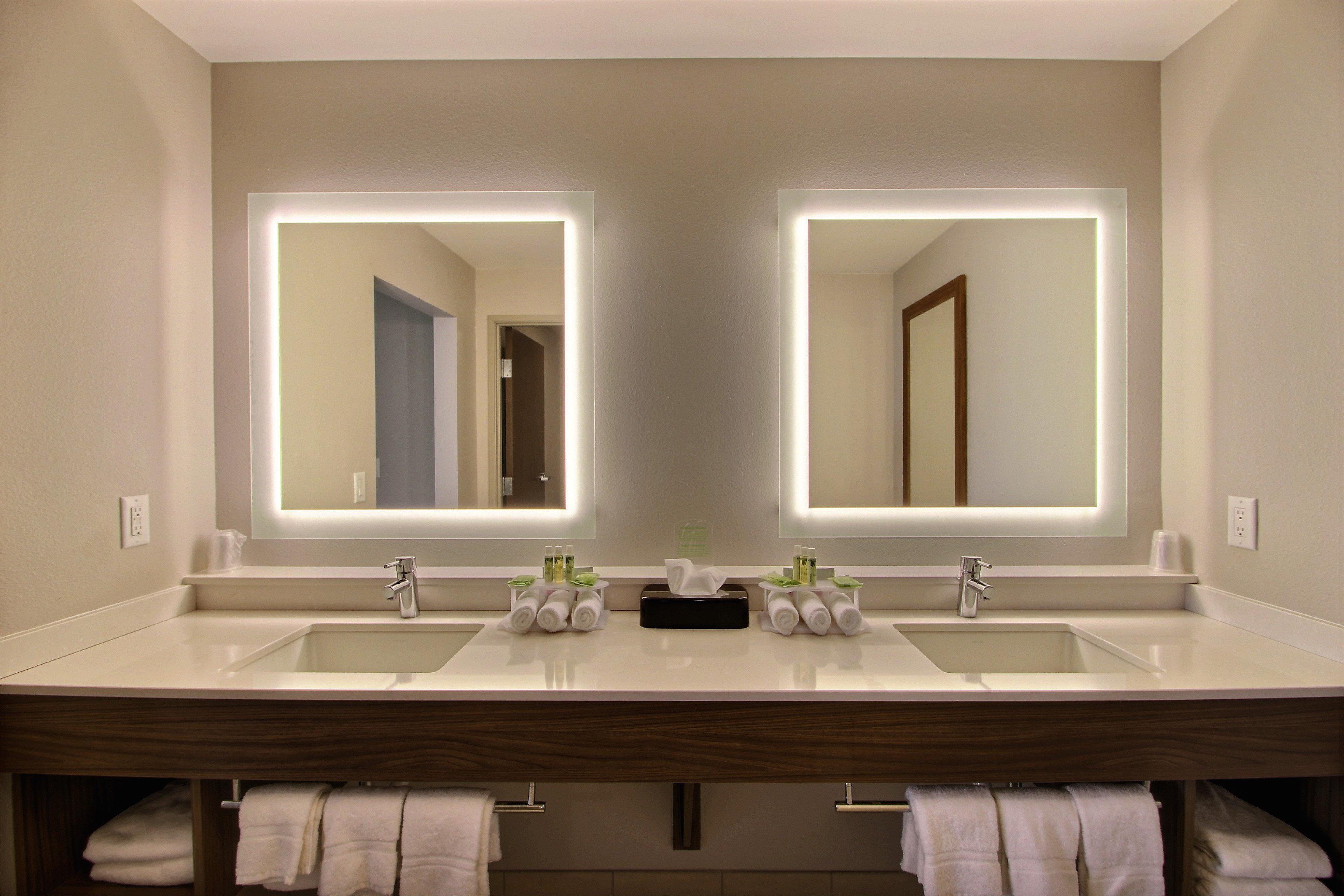 Holiday Inn Express & Suites Fond Du Lac By Ihg Εξωτερικό φωτογραφία