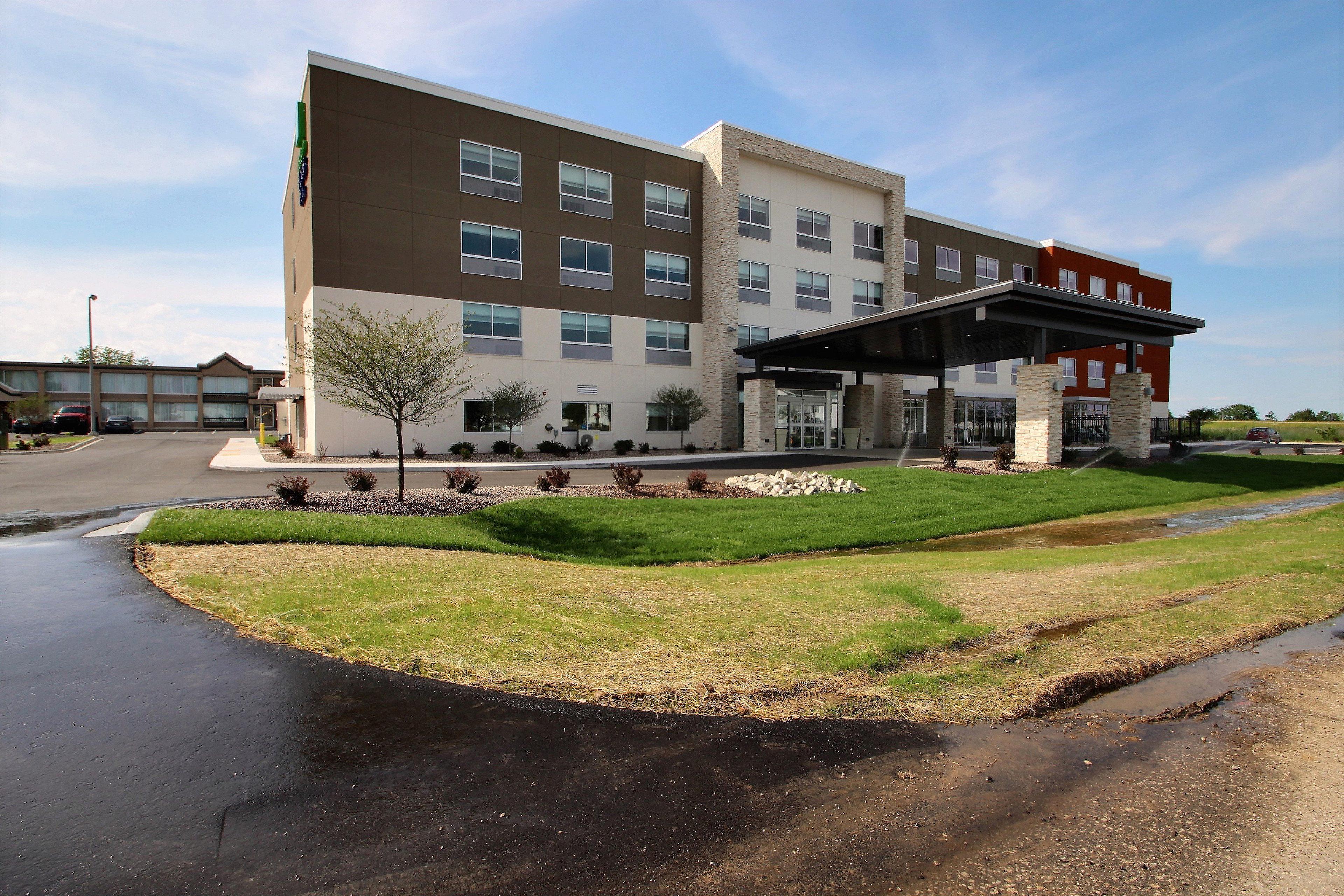 Holiday Inn Express & Suites Fond Du Lac By Ihg Εξωτερικό φωτογραφία