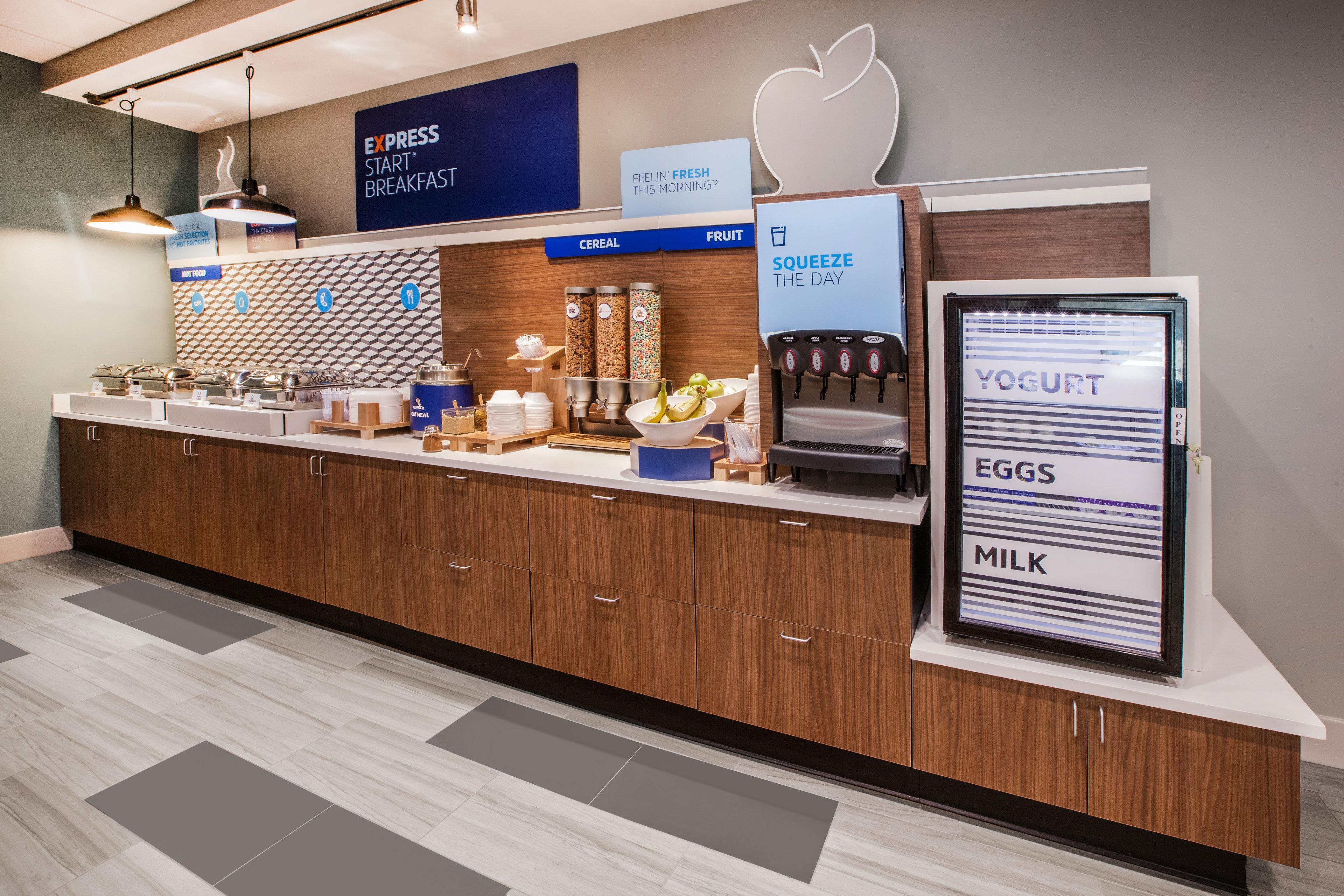 Holiday Inn Express & Suites Fond Du Lac By Ihg Εξωτερικό φωτογραφία